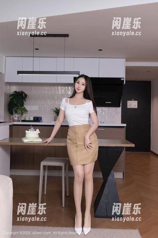 秀人网 - 震撼登场：奈汐酱nice与姐姐，别说你没让眼睛停下来。