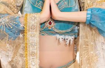 秀人网 – 图片中的林子欣Freya：连续挑战我的自制力，连衣裙太诱惑了吧！