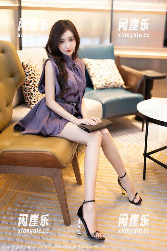 秀人网 - 看！艾小青学妹的写真集，原图直击你的小心脏！