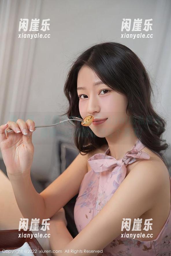 秀人网 - 这组狠货！蕊蕊ruirui的私房泳装，随便一张都能点燃整个夏天！