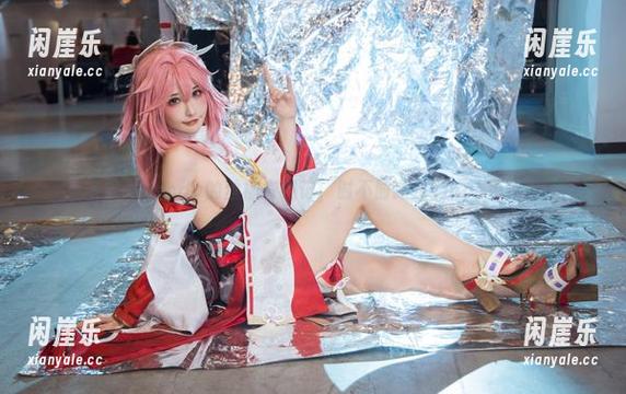 糖果果Candy的丝袜奇遇记，时不时路过的cos更新！