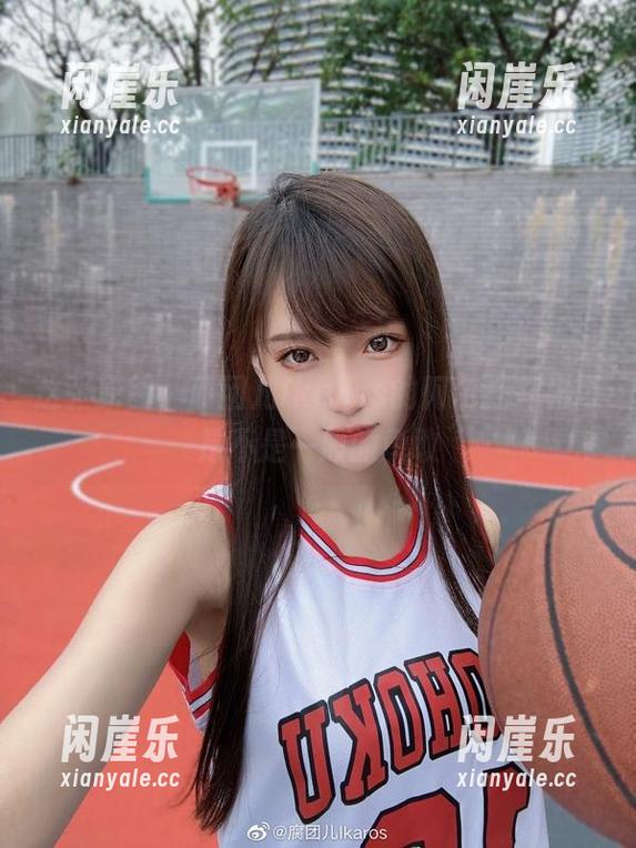 腐团儿Ikaros 这张原图,腐团儿Ikaros的阿尔托莉雅可是不是一般的勇敢