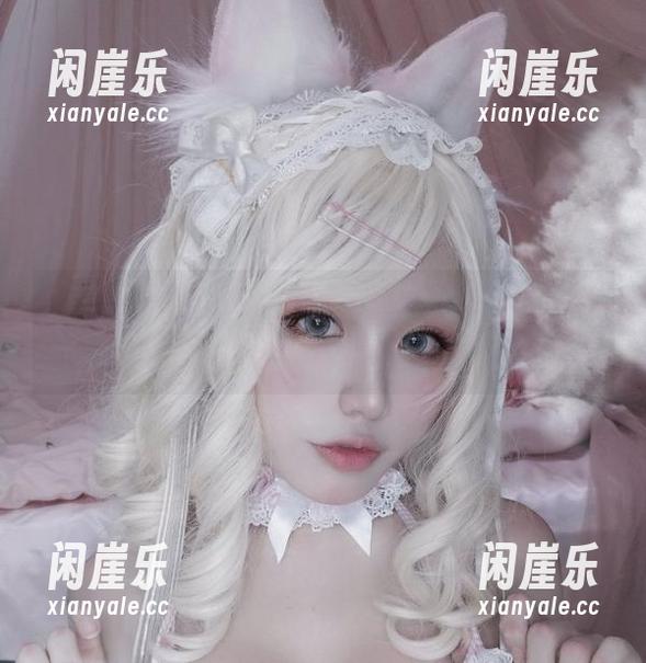 芊川一笑MNK：窗边的宠物猫，私拍图包拿去会被家猫嫌弃哦！