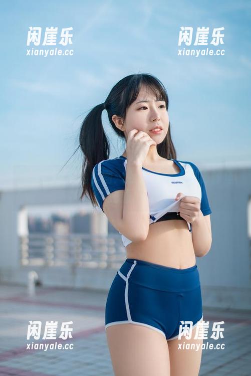 虎森森的海边套图：肚子上沙子可比鲸鱼还重！
