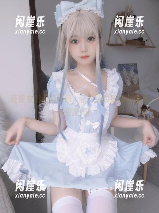 在修女的自拍间隙，蜜汁猫裘的福利图集来搅局！