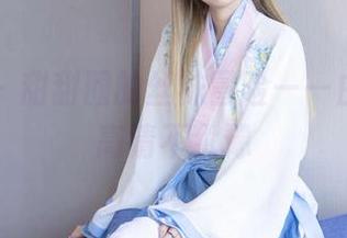 袜啵啵 – 甜甜圈的丝袜冒险——白色蕾，高清不犹豫