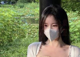 微密圈 – 软妹小九九的睡衣合集：真想把她的丝滑感装进口袋里