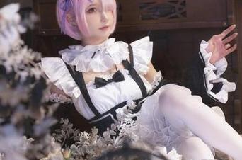 图片背后：阿包也是兔娘的礼服，原来也是让我频频出戏的套路！