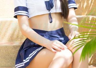 青豆客 – 颖莹儿YY的镂空美学，资源运用得恰到好处